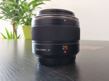 List my kit: Panasonic Leica Summilux 25mm F1.4 MFT Lens