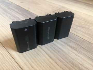 List my kit: 3 x Sony NP-FZ100 Batteries - Sony A7 iii batteries