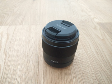 List my kit: Sony 28mm f2 lens