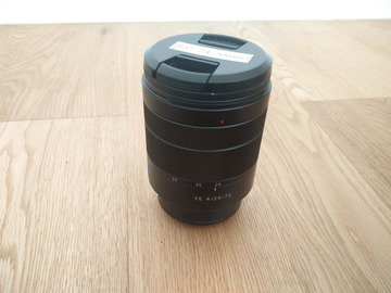 List my kit: Sony 24-70mm f4 Zeiss