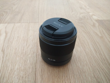 List my kit: Sony 28mm f2 lens