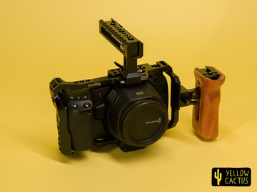 List my kit: Blackmagic pocket 6k EF with Cage and Handles - 7xBatteries and 256gb + 128gb Cfat Card  