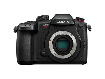 List my kit: Panasonic LUMIX DMC-GH5S + Batteries (Body Only)